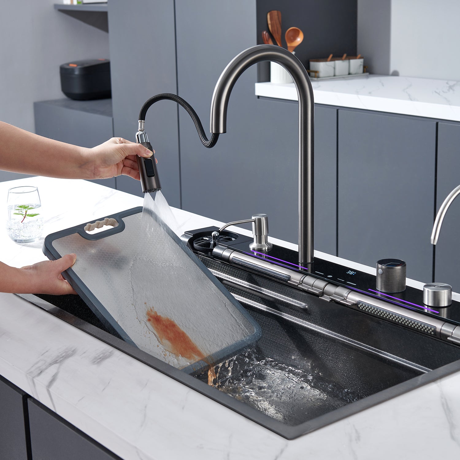 Bliote™ Waterfall Kitchen Sink