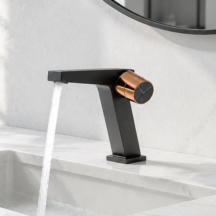 BLIOTE Clock-Shaped Faucet faucet installed view